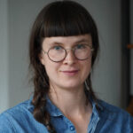 Porträtt-Täl-en-bandgrind-Kerstin-Neumüller-2022